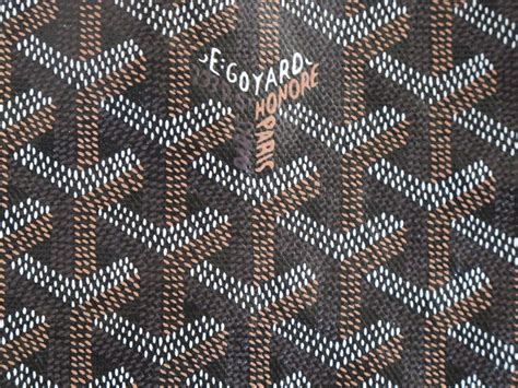 goyard background.